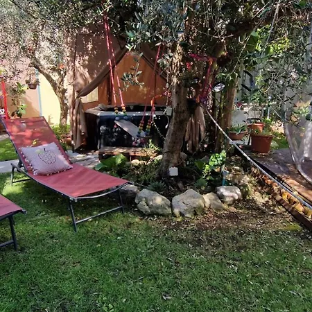 Sky - Bubble Tuscany Nel Ex Convento Delle Suore 카라라
