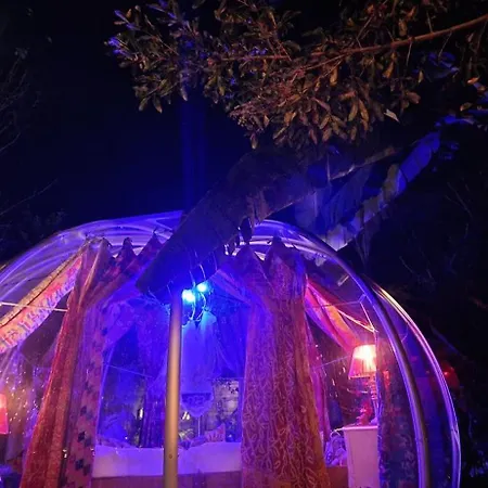 Sky - Bubble Tuscany Nel Ex Convento Delle Suore Glamping Carrara